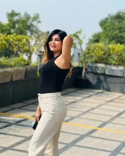 Call Girls Jalalabad Cash On Delivery
